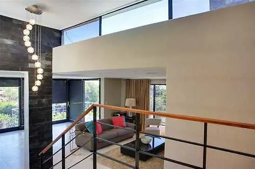Aloe Manor Διαμέρισμα Camps Bay